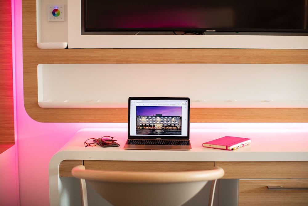 YOTEL Edinburgh, Select by Hilton 39/72