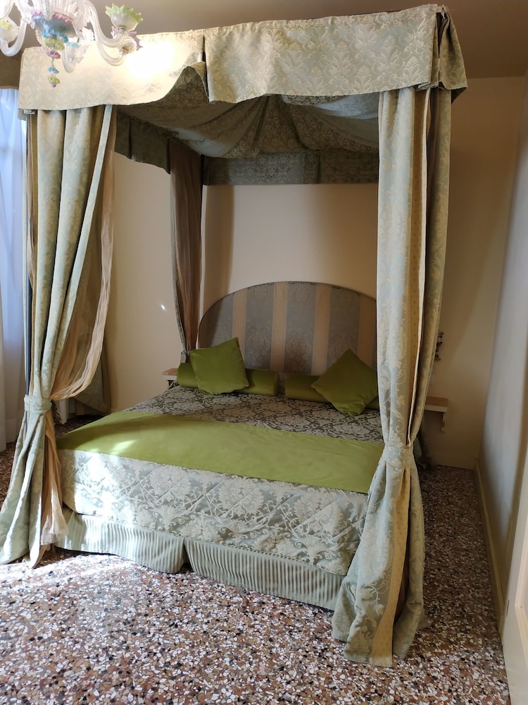 Locanda Acquavita 16/64