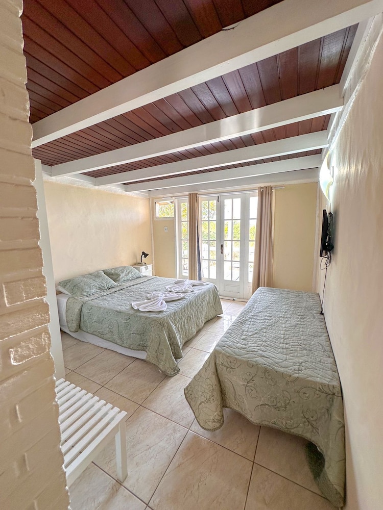ROOM, TWIN BEDS, PATIO