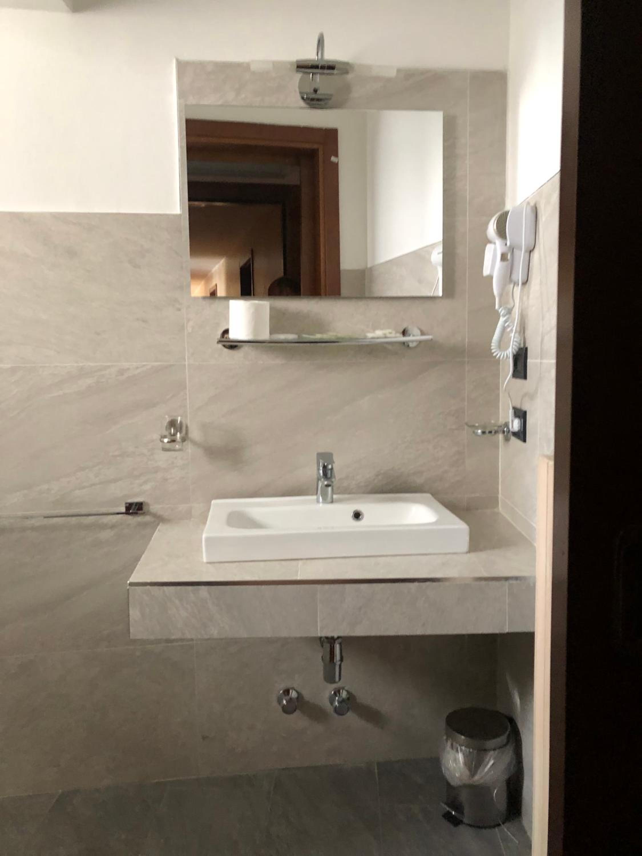 Hotel Nuovo Milan 30/33