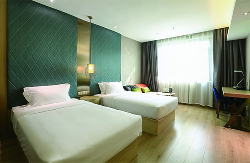 ibis Styles Xiamen Zhongshan Rd Walking Street Hotel 12/49
