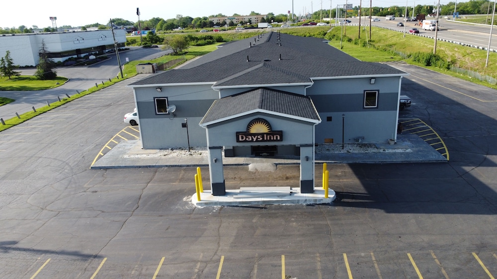 Days Inn By Wyndham Indianapolis East Post Road 44/54
