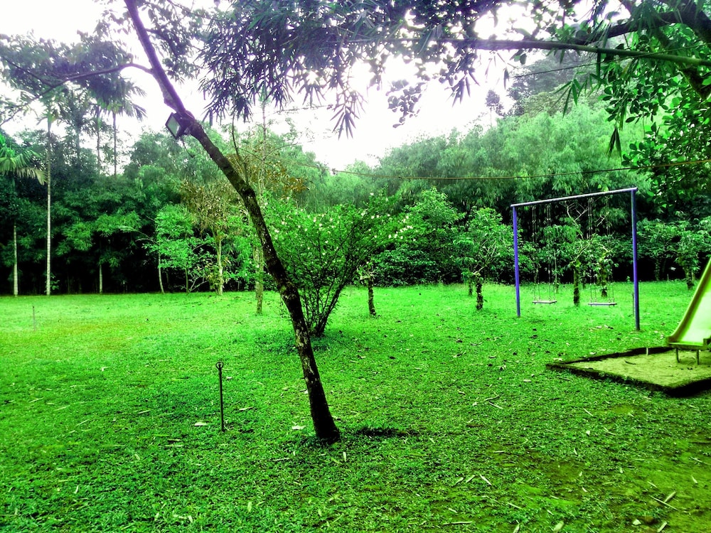 Vythiri Greens Resort 21/25
