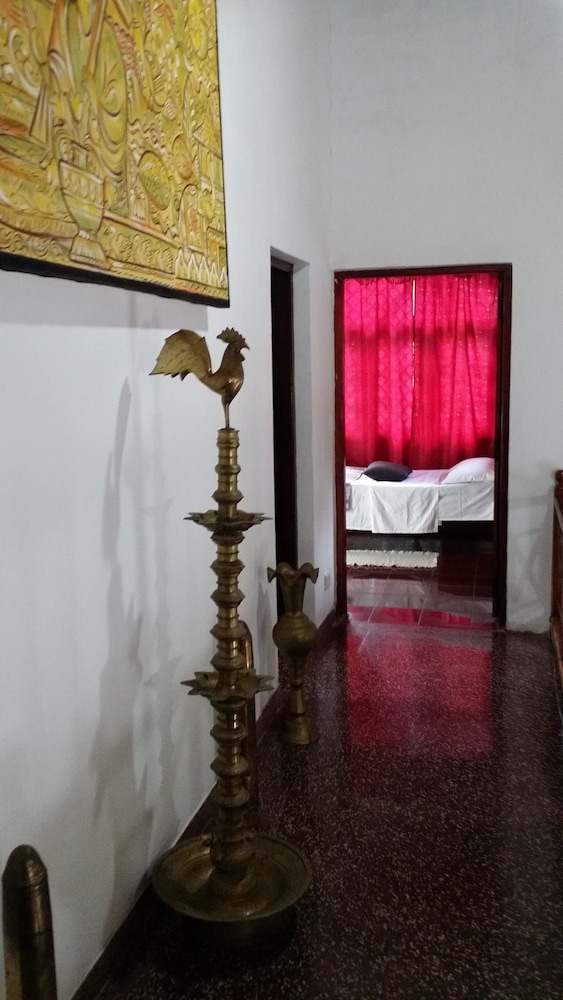 Village Villa Home Stay 16/24