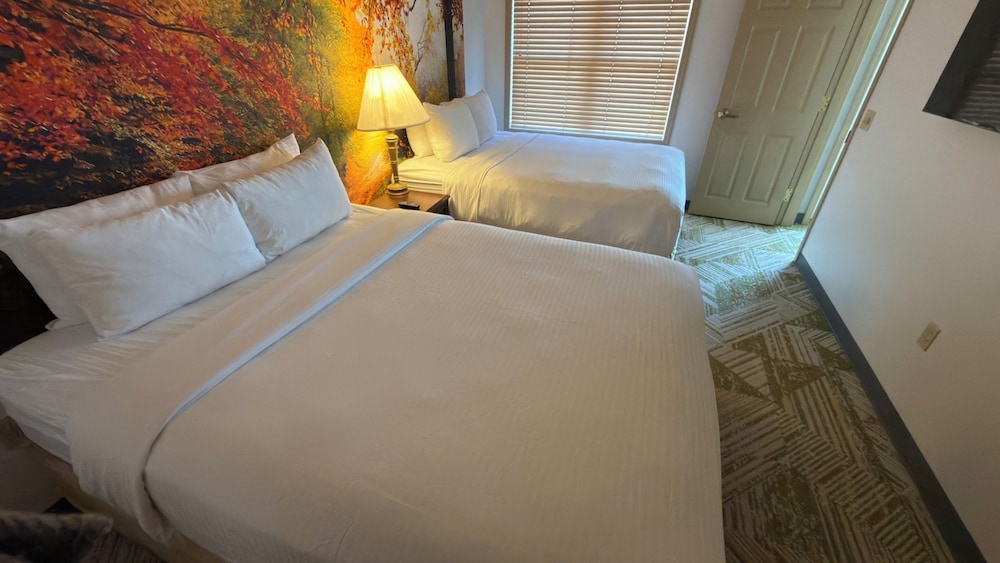 The Willowbrook Village at Lake Harmony, a Wyndham Hotel 7/49