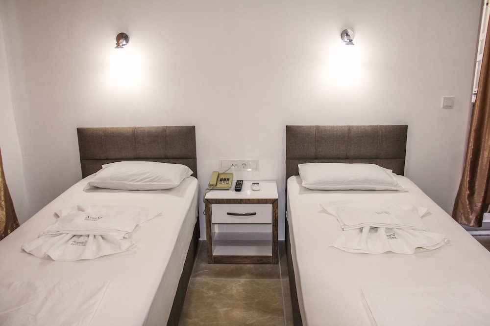 Aysev Hotel 10/42