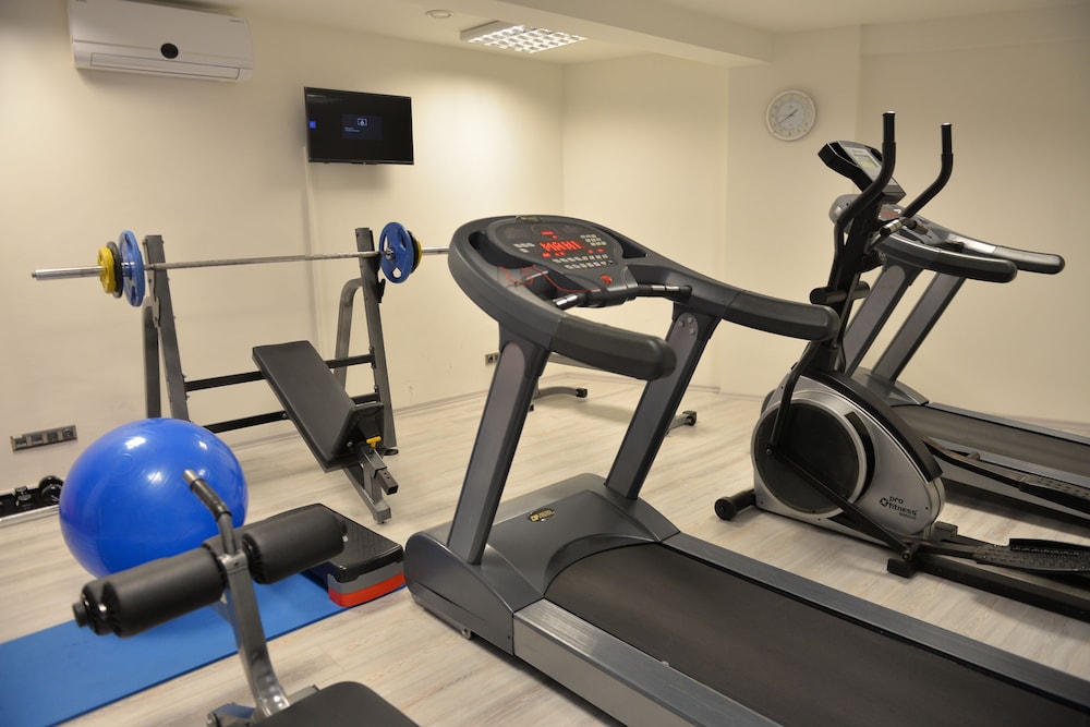 Ramada Hotel and Suites by Wyndham Kusadasi 35/47