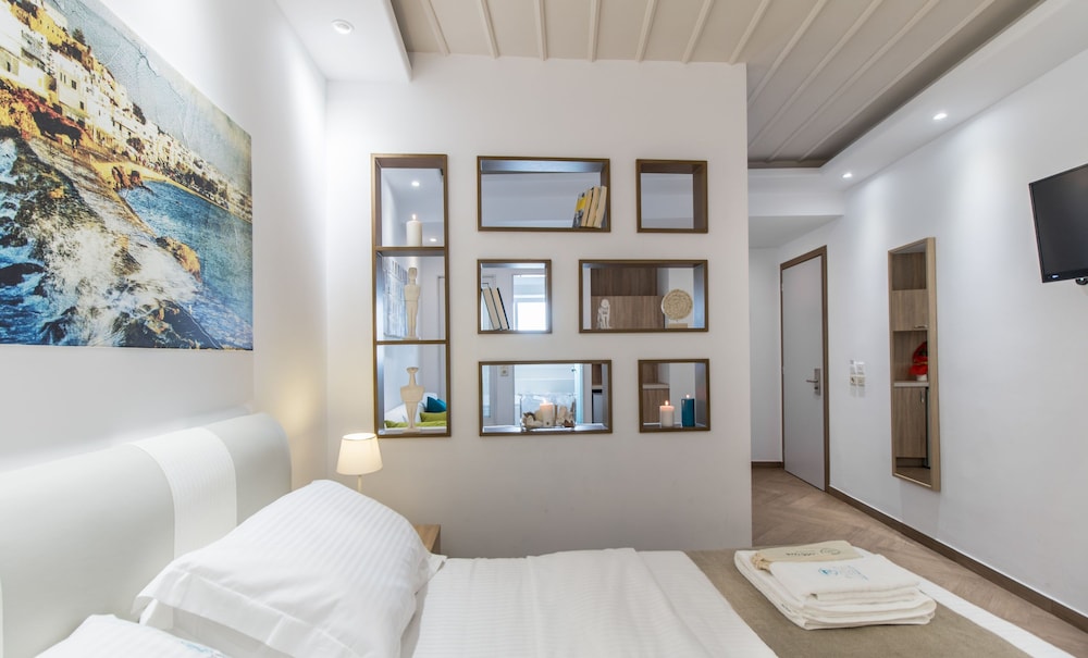 Polis of Naxos 21/72