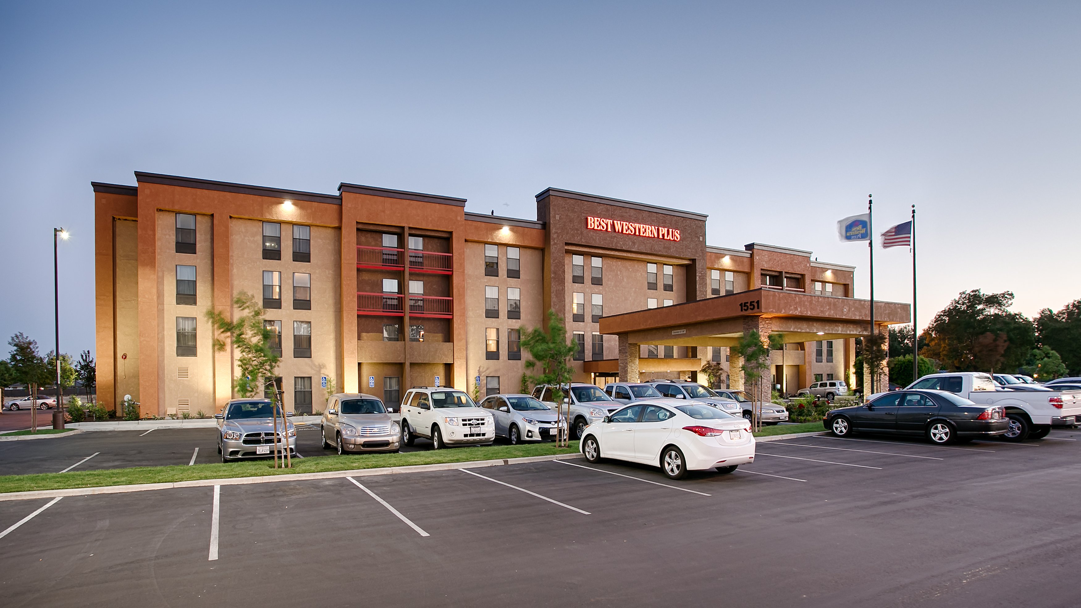 Best Western Plus Fresno Airport Hotel 57/68