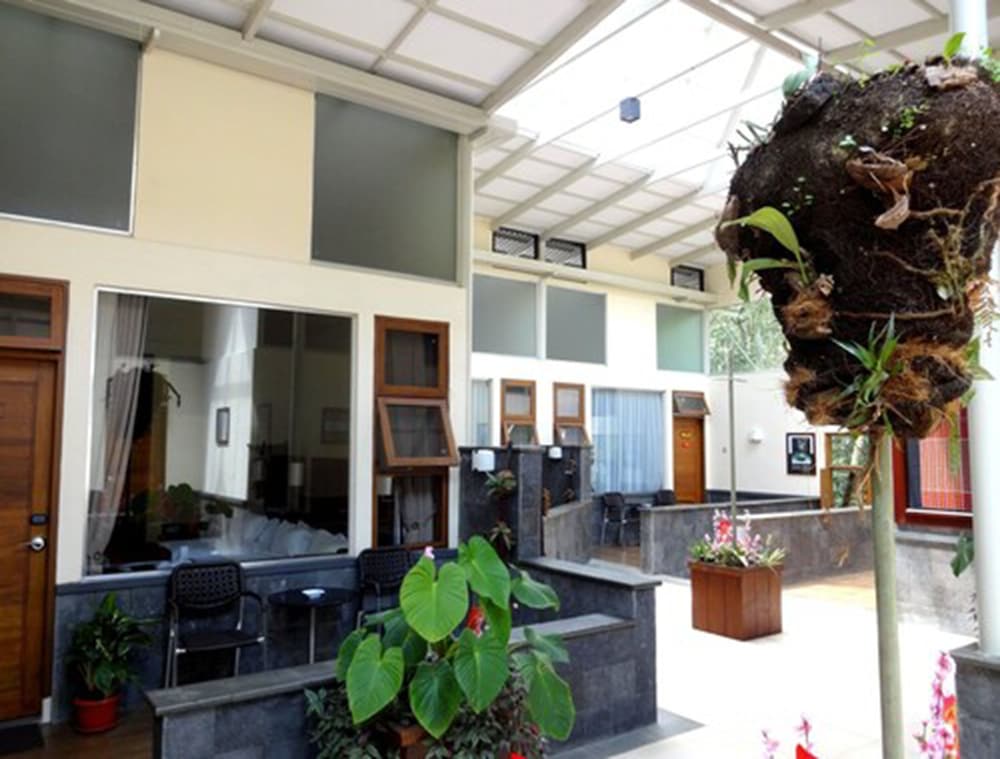 Taman Simalem Resort 6/48