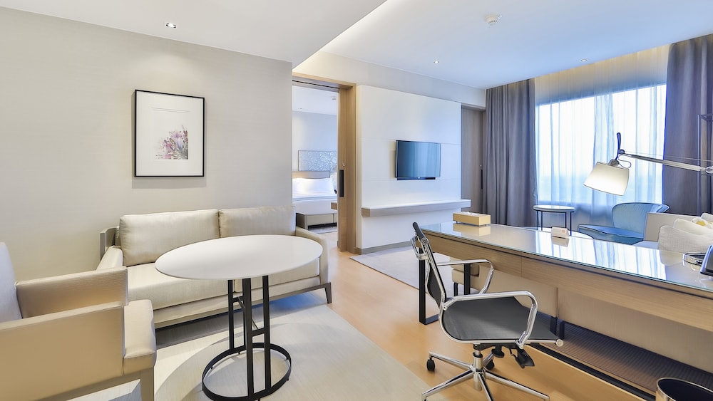 Holiday Inn & Suites Rayong City Centre 63/77
