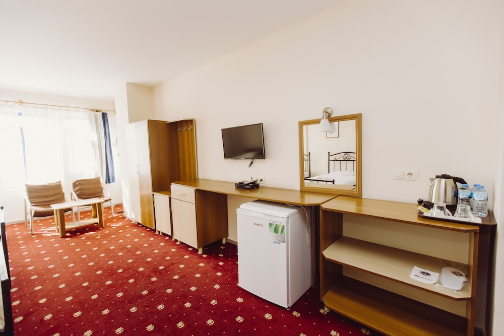 Ozalp Han Hotel 3/16