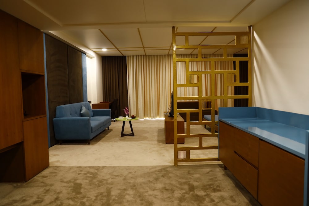 Junior Suite, Queen Bed, Devka Beach Resort 9/10