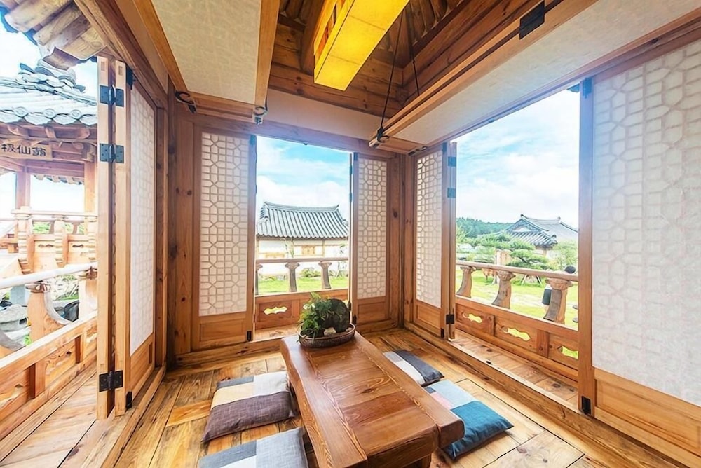 Canopus Resort Pension 25/50