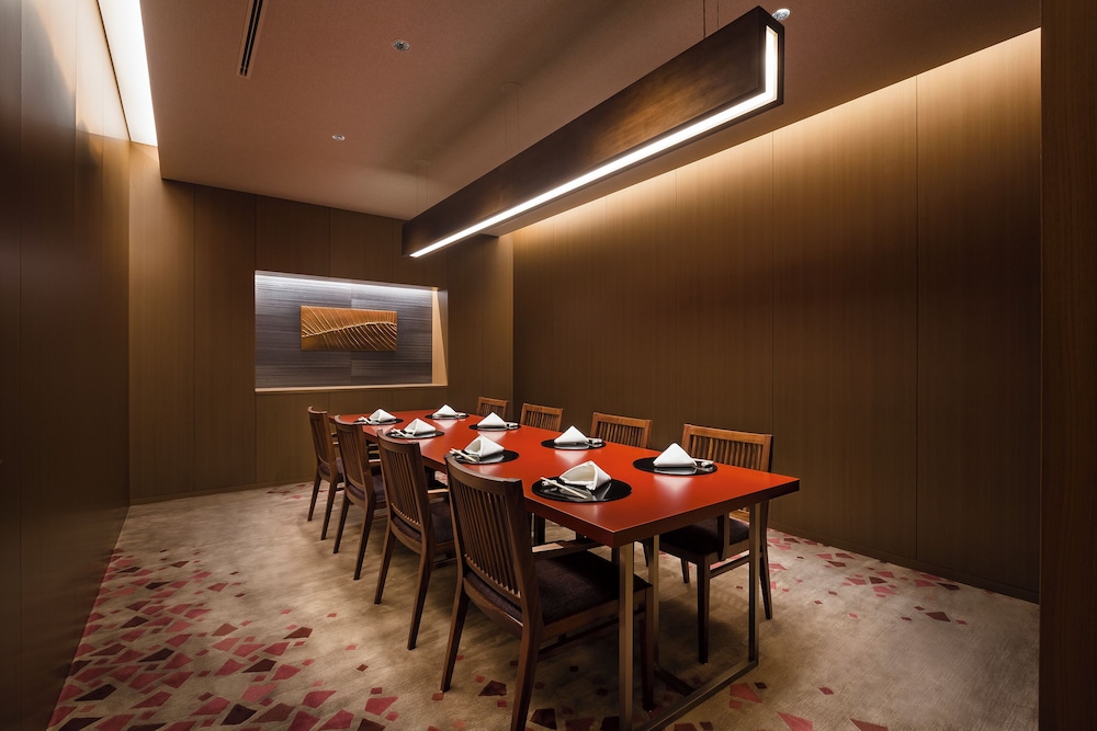 Hyatt Regency Tokyo 58/63