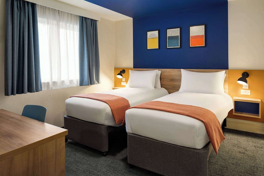 Family, King and Twin Beds