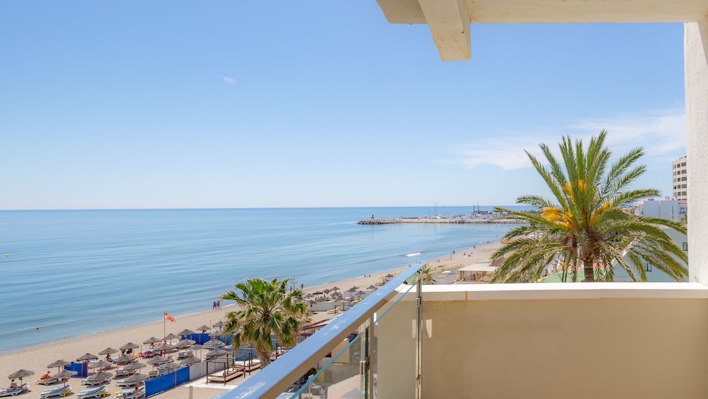 La Barracuda Hotel 56/58