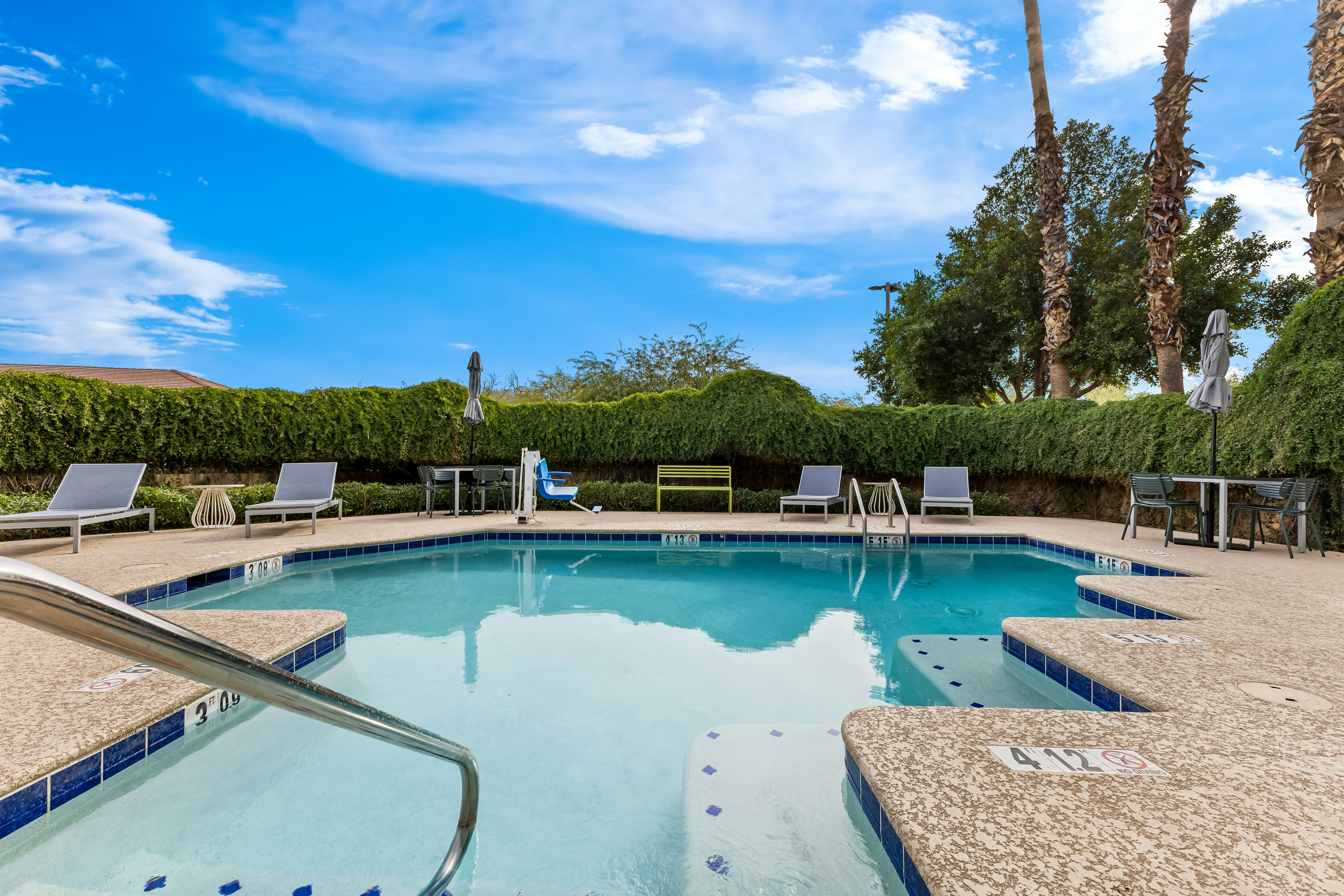 Spark by Hilton Glendale Phoenix North 16/17