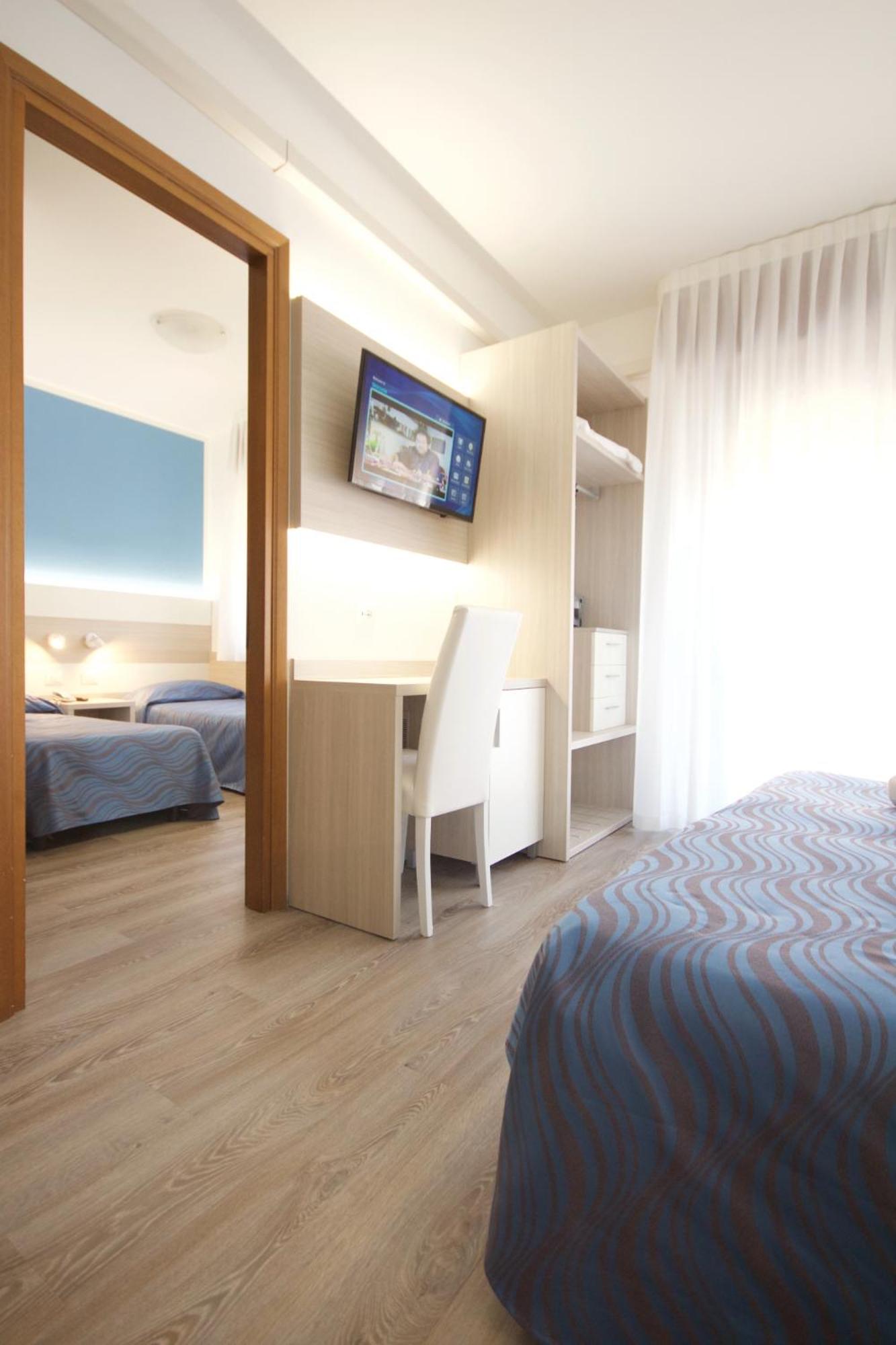 Hotel Serenella 23/60