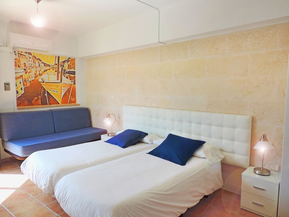 Marblau Hostal photo5