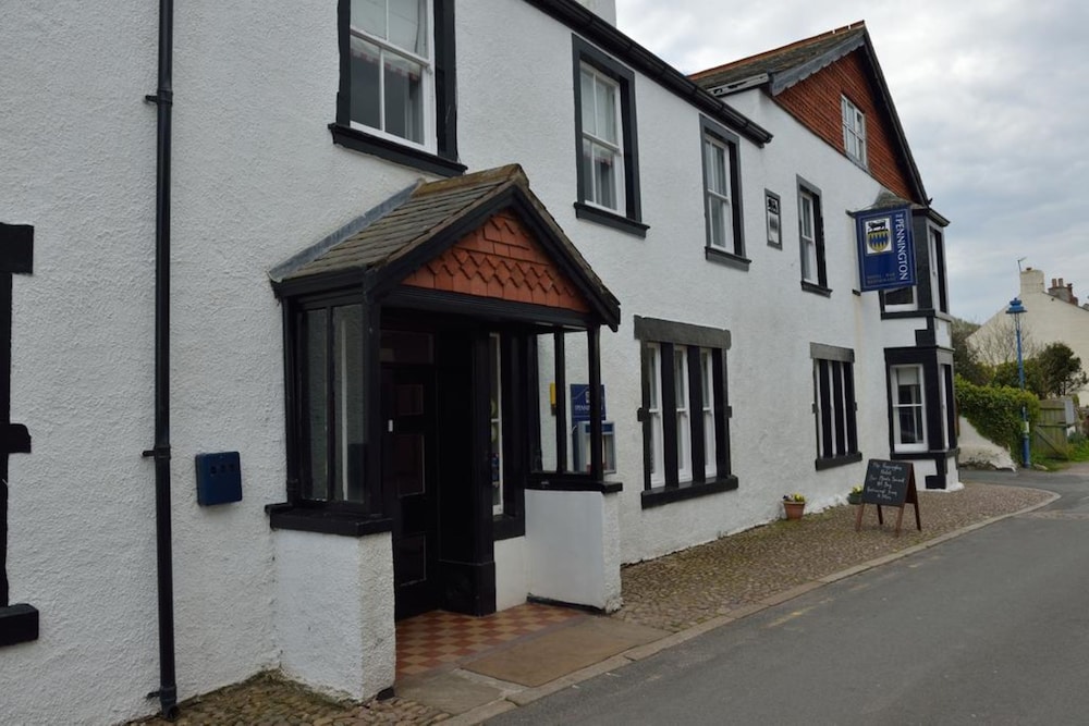 The Pennington Hotel 39/45