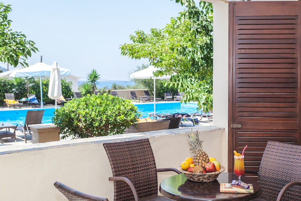 Skopelos Holidays Hotel 56/71