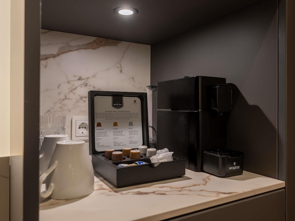 جناح جونيور بسرير كوين، Hotel Maison Maastricht Centrum - Handwritten Collection 10/10