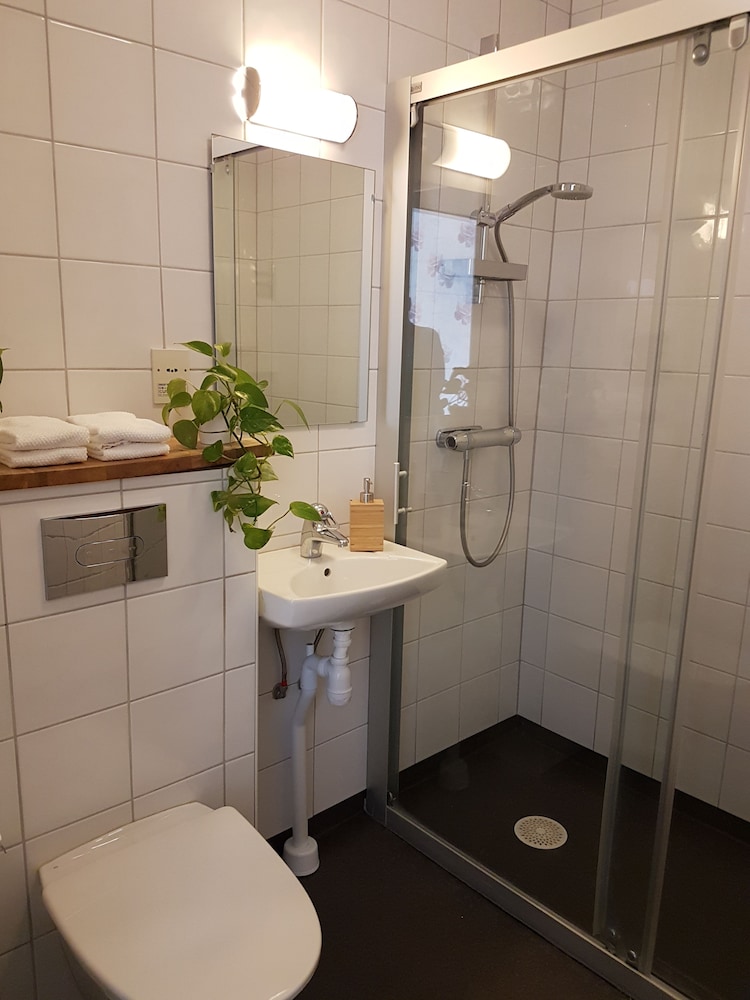 Smålandsstenar Hotell 37/37