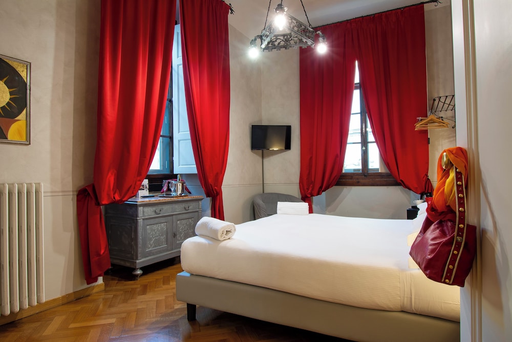 N4u Guest House 7/50