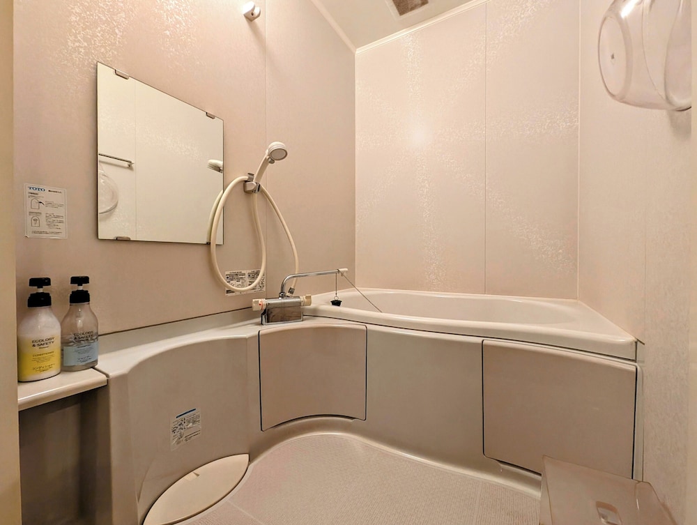 Kanazawa Ekimae Hotel 49/50