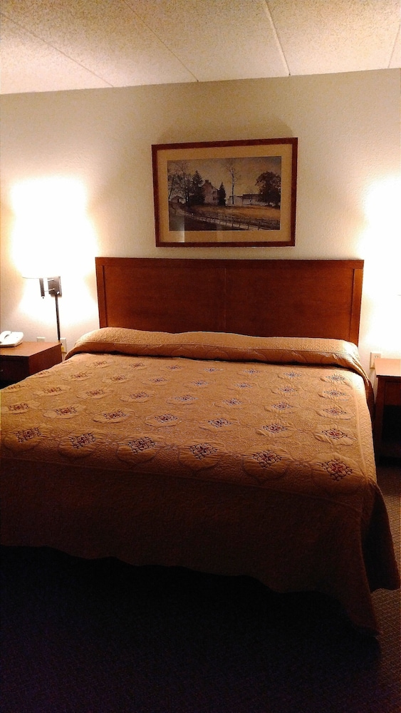 GrandStay Hotel & Suites - Madelia 45/58