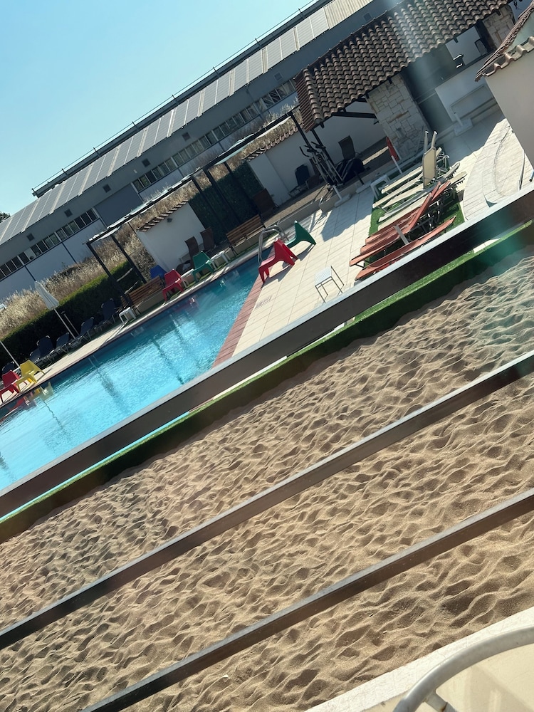 Athina Airport Hotel 4/67