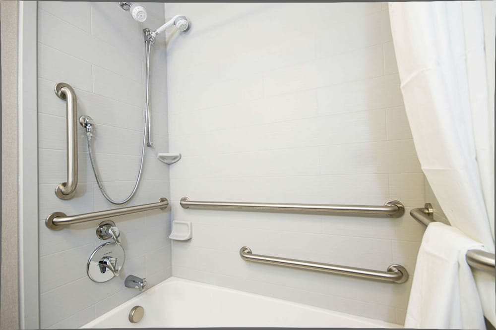 Hampton Inn And Suites Roanoke Airport 22/49
