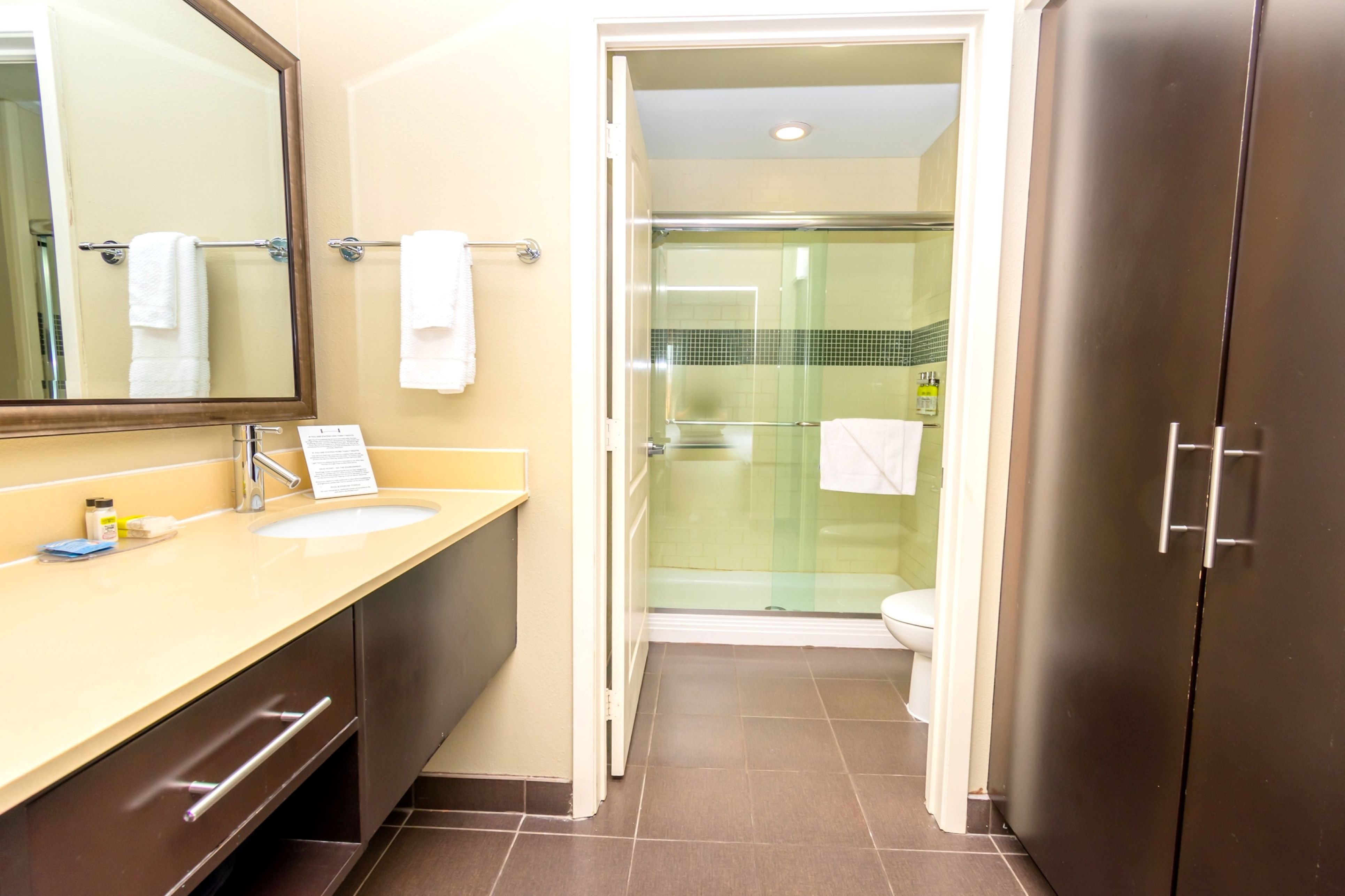 جناح بسرير كوين بغرفة نوم واحدة، Staybridge Suites Houston Iah - Beltway 8 2/2