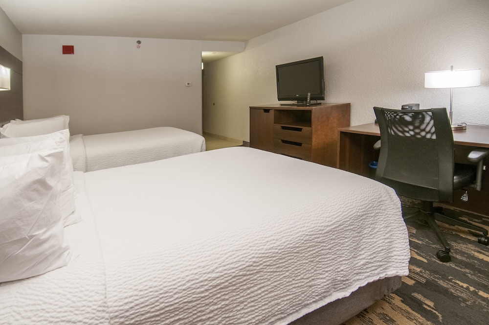 Fairfield Inn Suites Dallas Dfw Airport South Irving 14/46