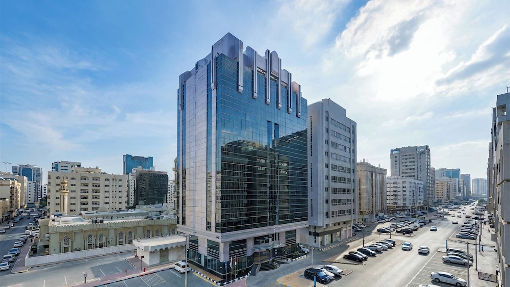 Kingsgate Hotel Abu Dhabi By Millennium in ABU DHABI