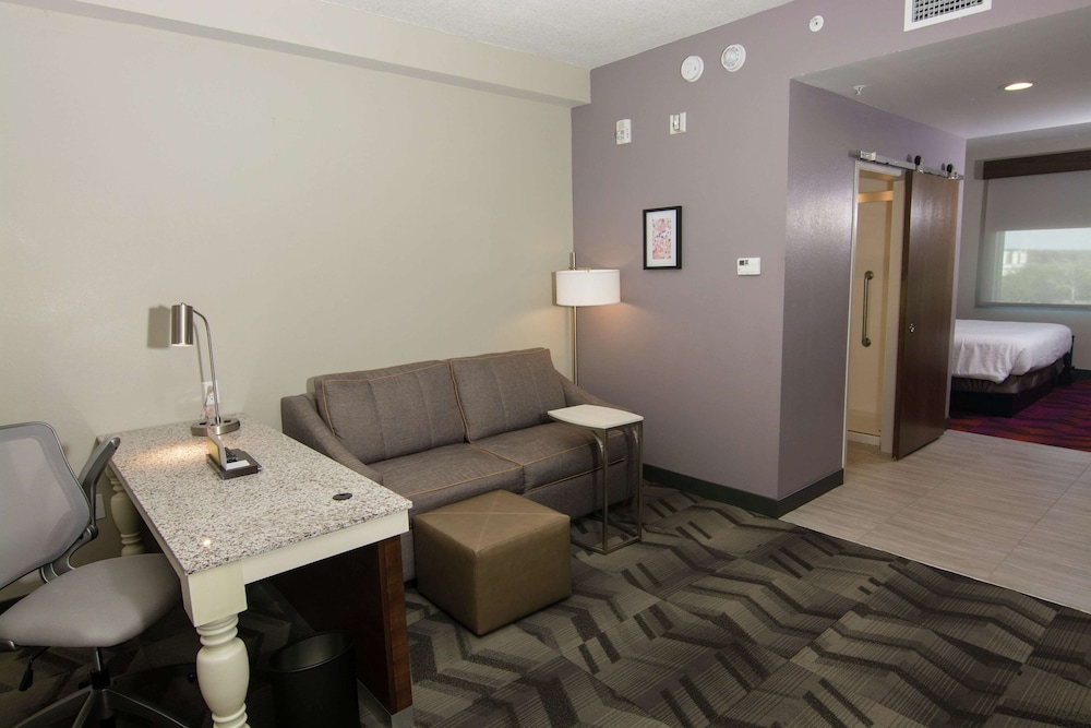 Hilton Garden Inn Tampa Suncoast Parkway 40/53