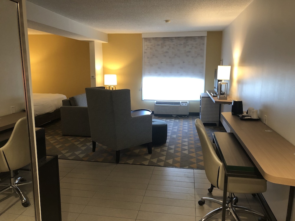 Holiday Inn Cleveland 29/60