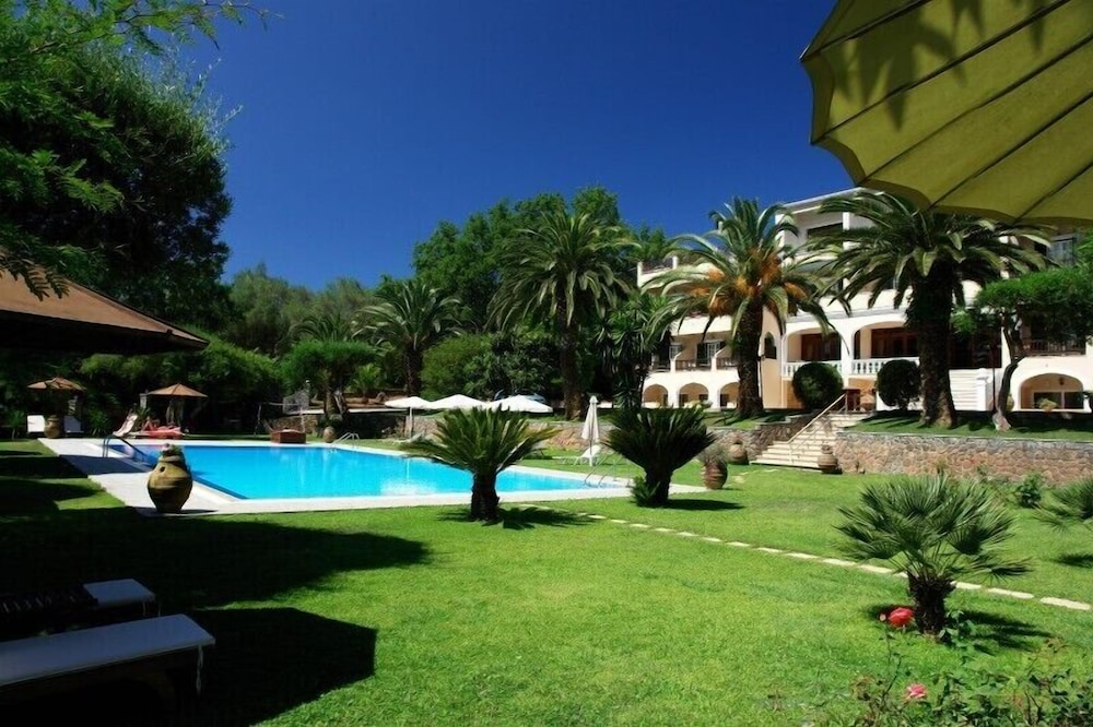 Fiori Hotel 35/50