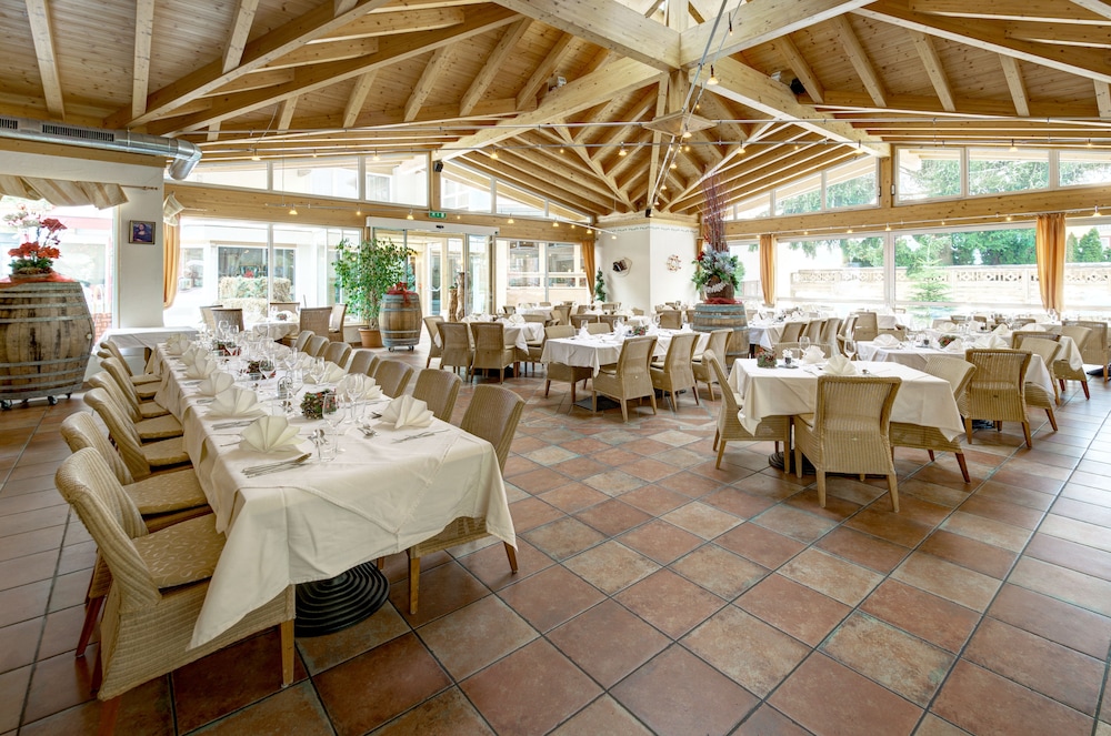 VERWOHN HOTEL VOTTERS SPORTKRISTAL 37/50