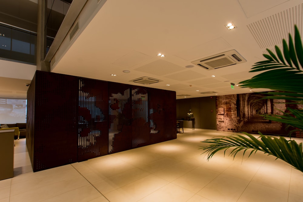 Caseros 248 Hotel 6/42