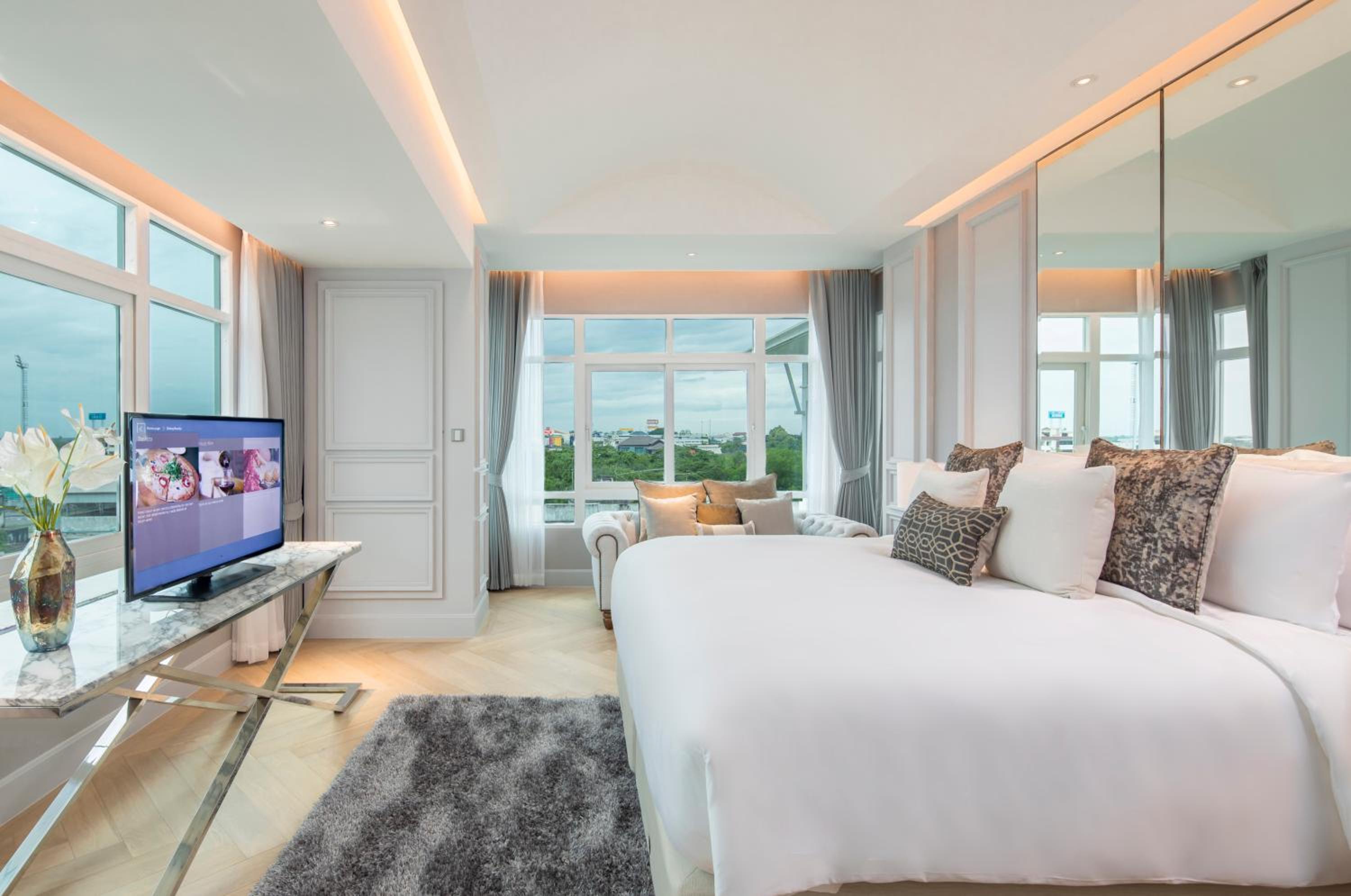 Prestige, Suite
