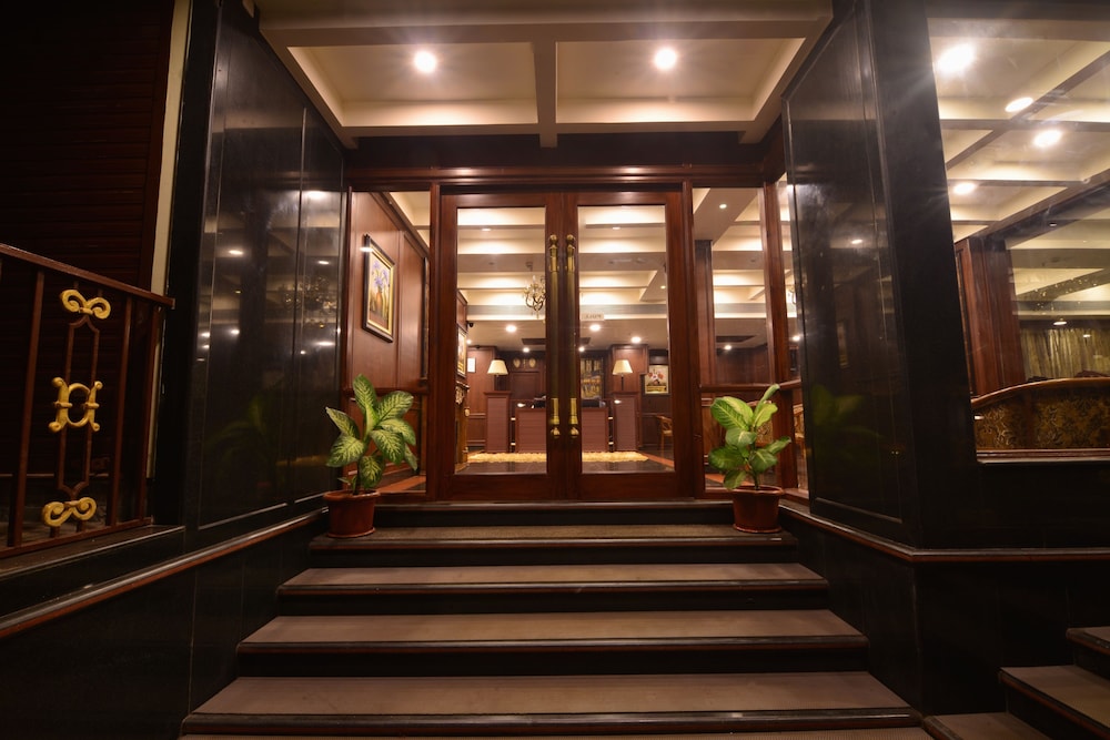 Seasons Hotels & Resorts 9/50