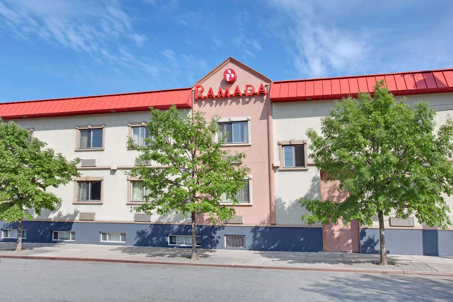 Ramada by Wyndham Bronx 7/55