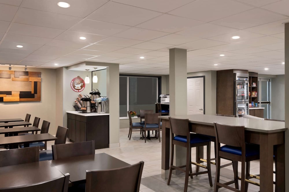 Americinn By Wyndham Dodgeville 32/43