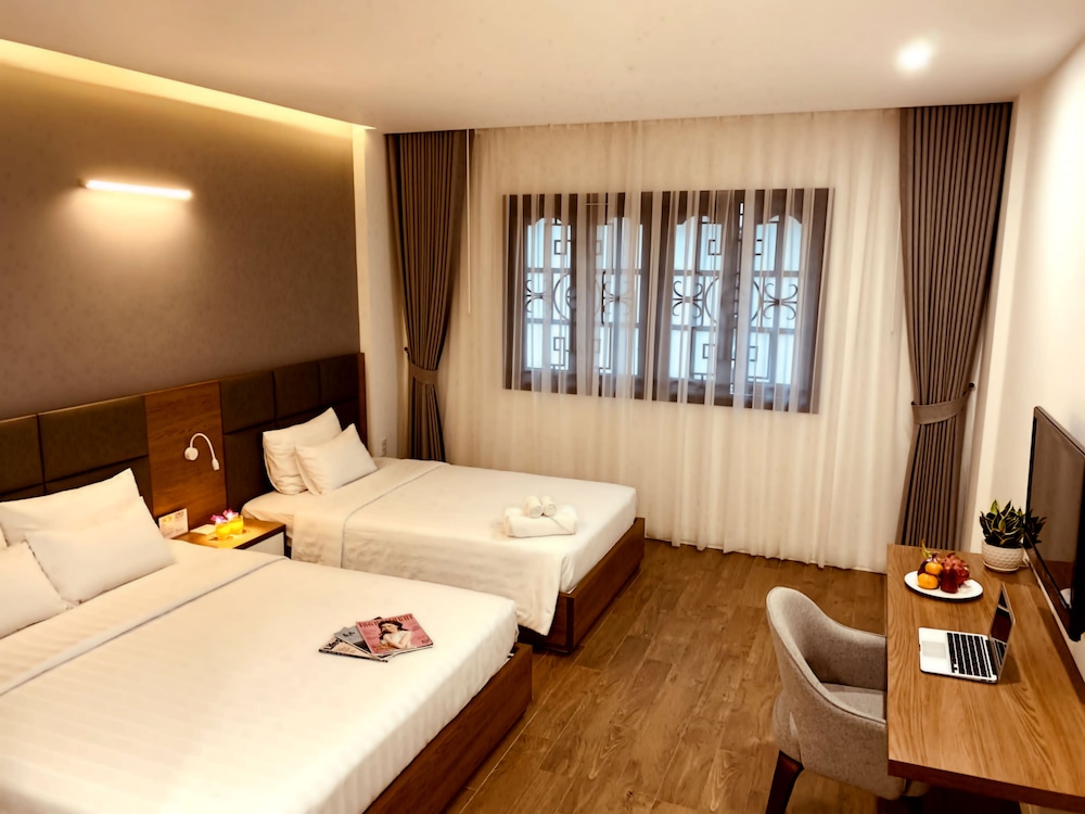 Royal Dragon Boutique Hotel 40/59