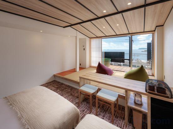 Japanese Western, Ocean View, Night View