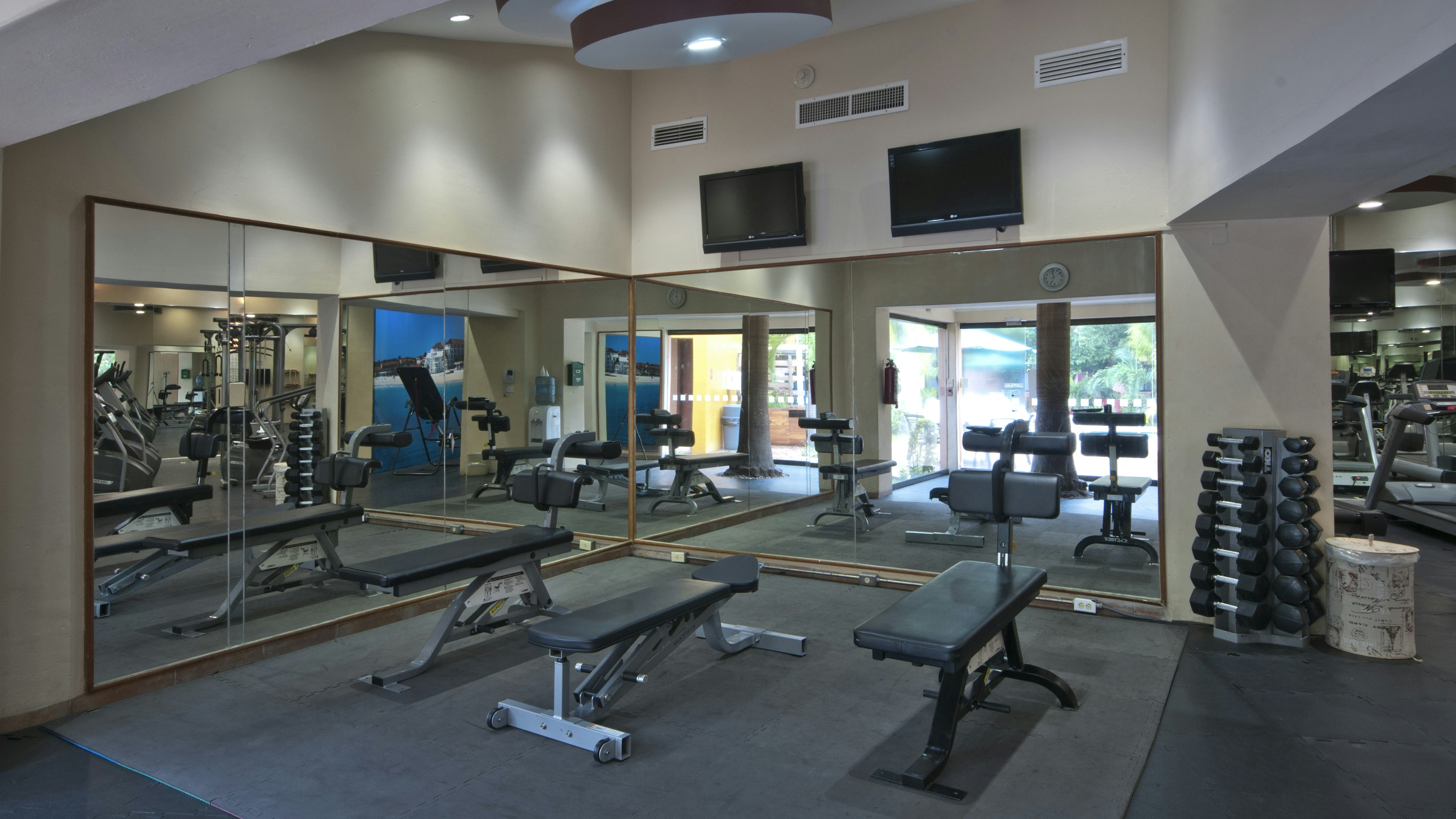 Holiday Inn Cd Del Carmen 23/50