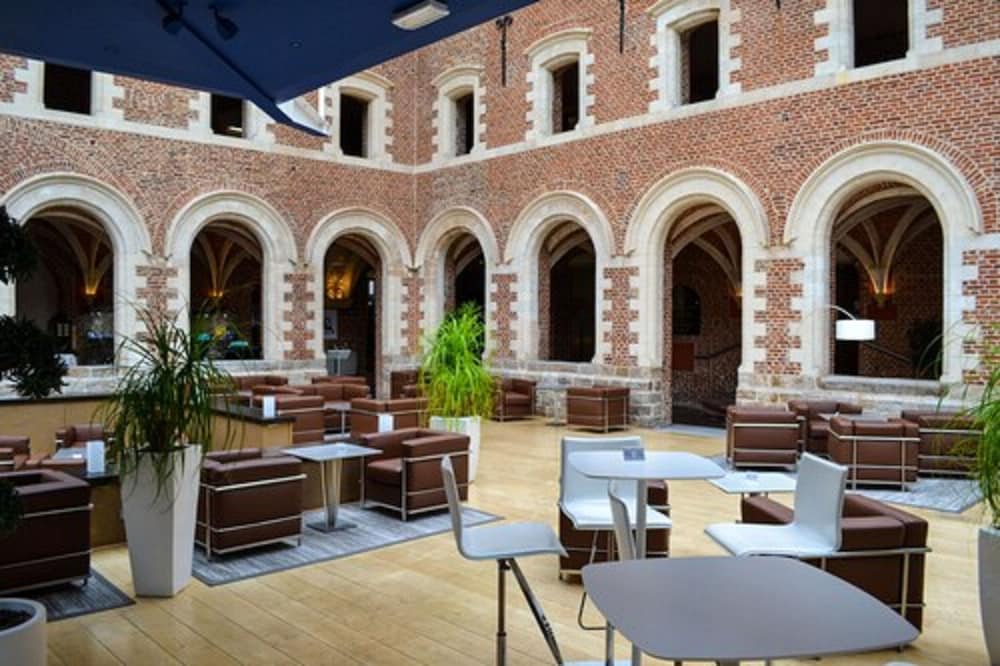 Hotel Couvent des Minimes Lille 59/71
