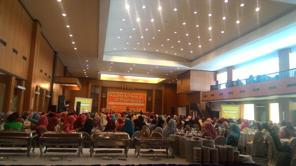 Hotel Asia Solo 33/37